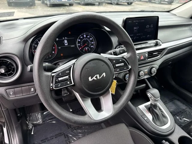 Used 2023 Black Kia LXS image 2
