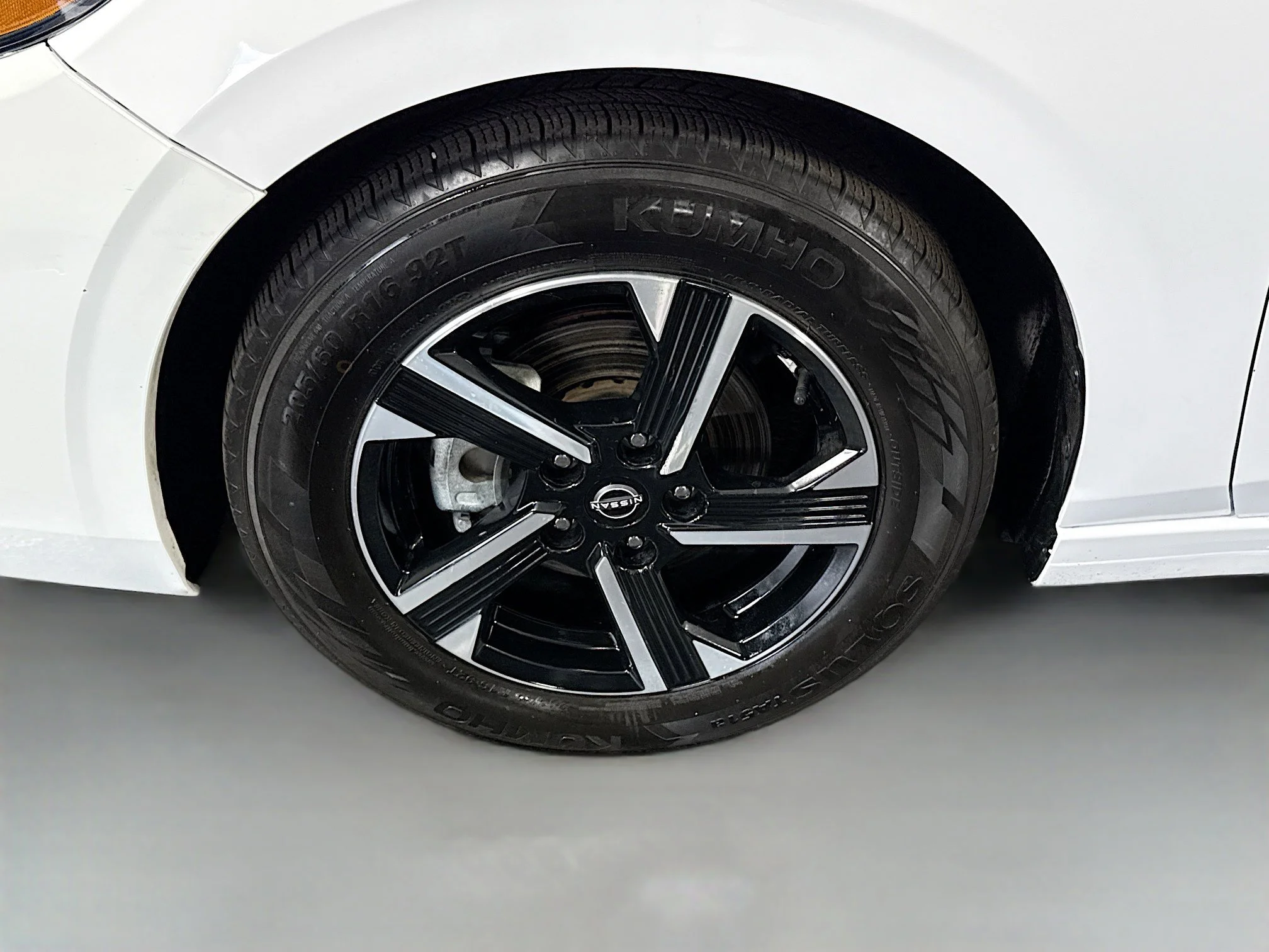 Used 2024 Fresh Powder Nissan SV image 34