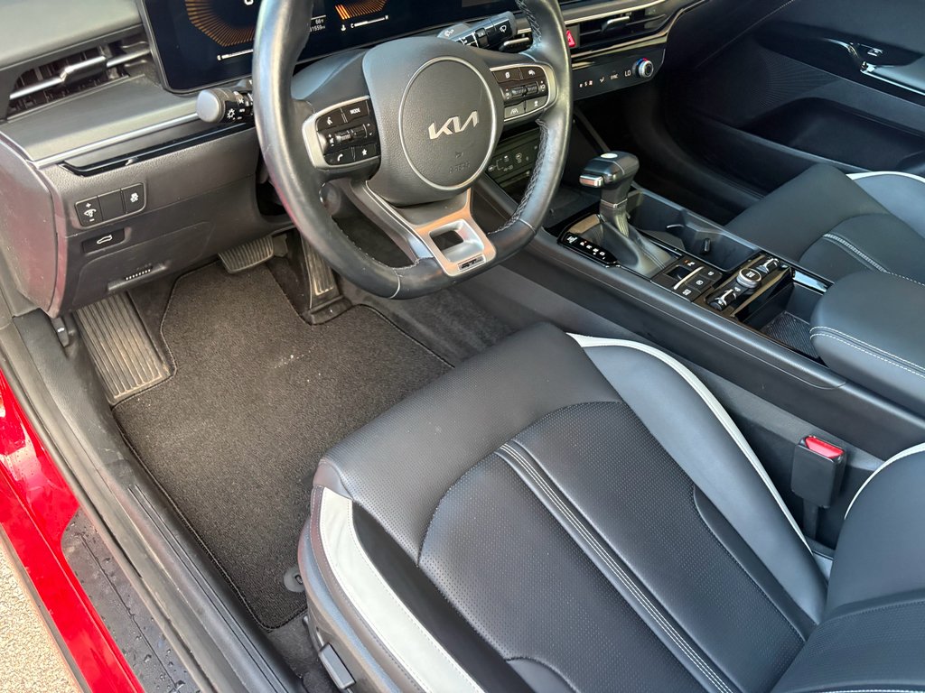 Used 2025 Runway Red Kia GT-Line image 10