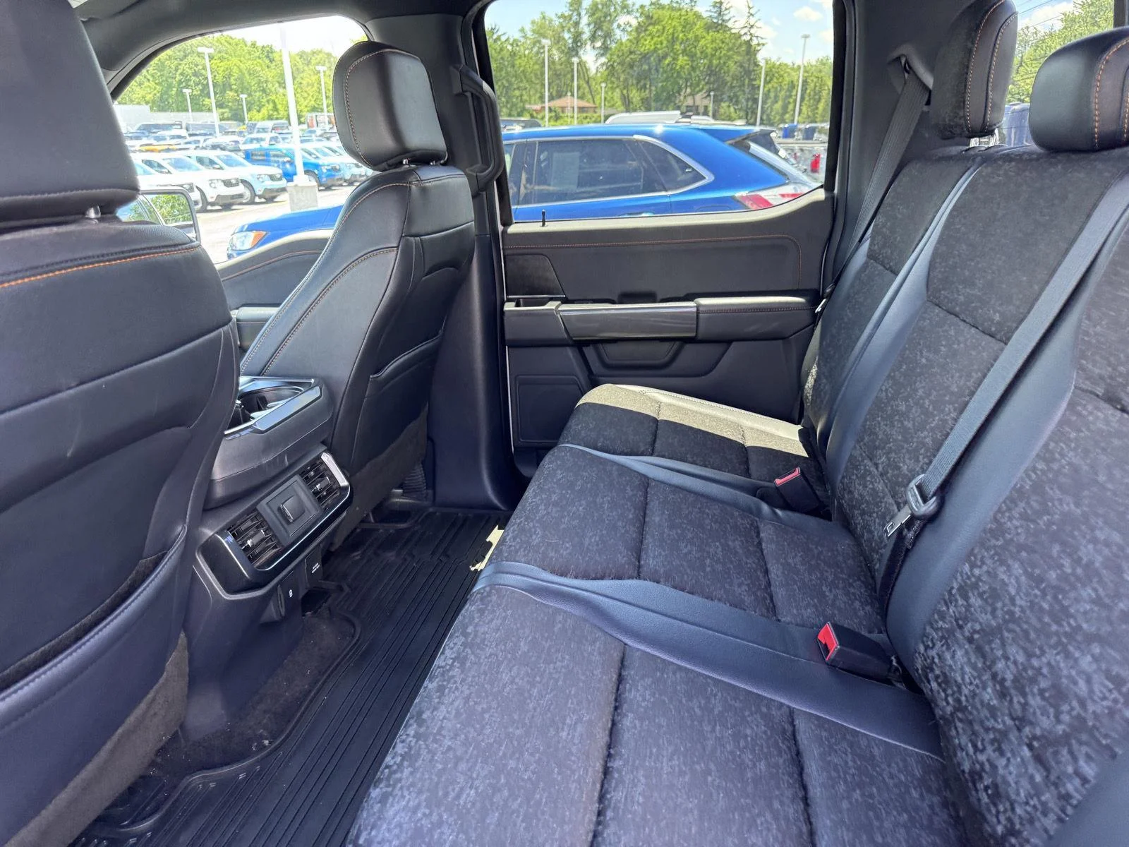 Used 2021 Oxford White Ford Tremor image 9
