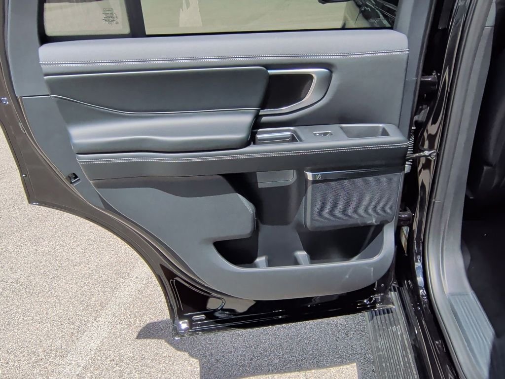 New 2026 Agate Black Metallic Ford Platinum® image 37
