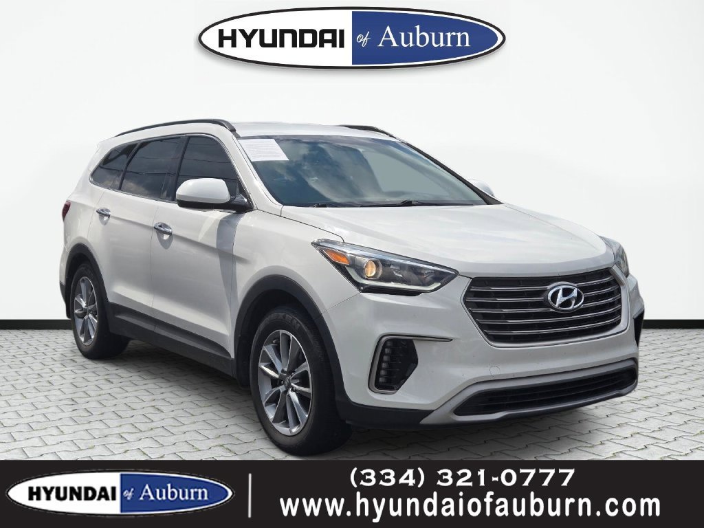 Used 2017 White Hyundai SE image 1
