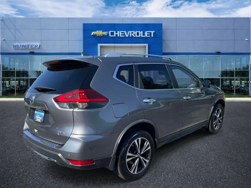 Used 2019 Gun Metallic Nissan SV image 6