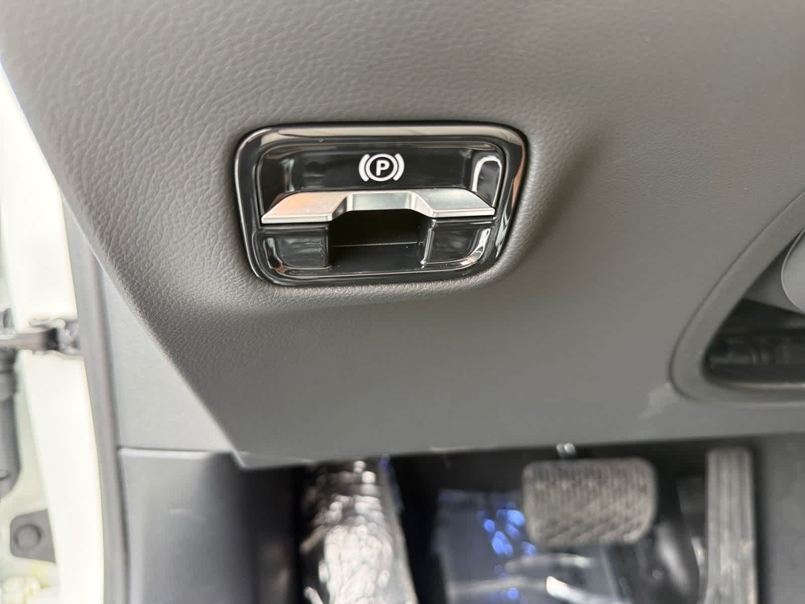 Used 2026 Polar White Mercedes-Benz E 350 image 24