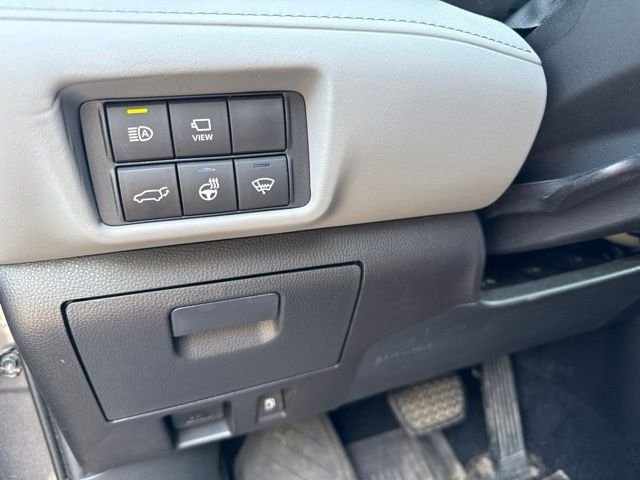 Used 2021 Gray Toyota Platinum image 19