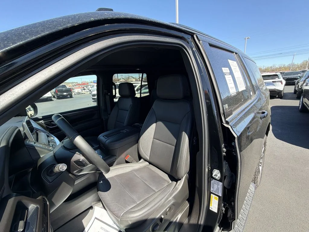 Used 2024 Black Chevrolet Z71 image 17
