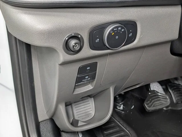New 2026 Oxford White Ford Cargo Van image 34