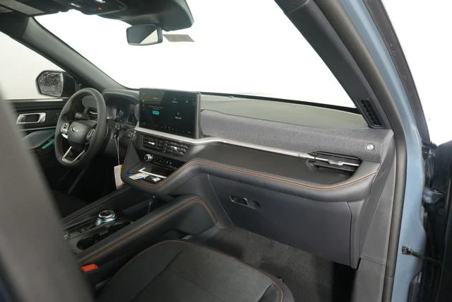 New 2026 Vapor Blue Metallic Ford Tremor® image 34