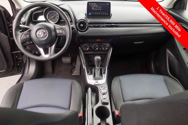 Certified Used 2017  Toyota Base image 4