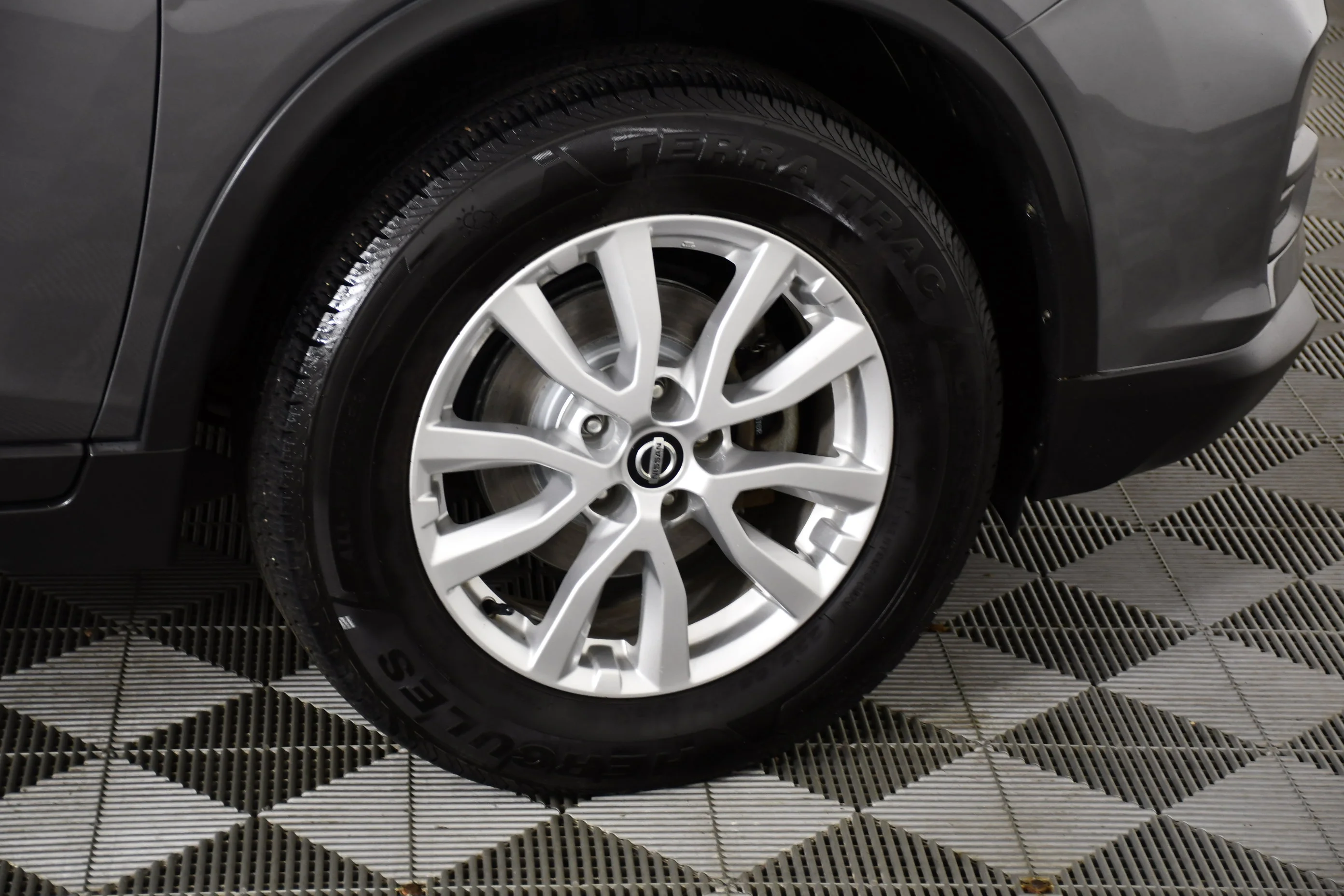 Used 2018 Gun Metallic Nissan SV image 53