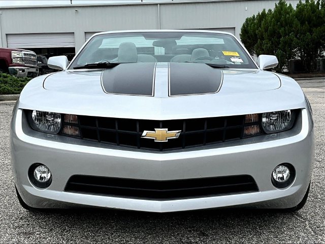 Used 2013 Silver Chevrolet 1LT image 2