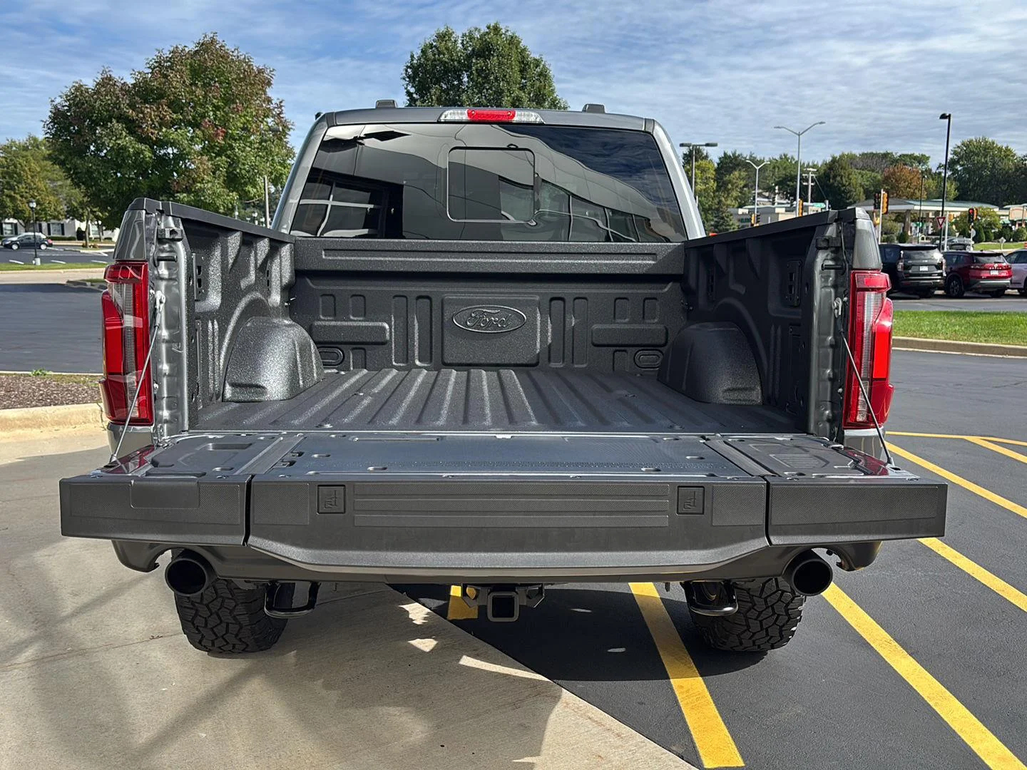 New 2026 Carbonized Gray Ford Tremor image 27