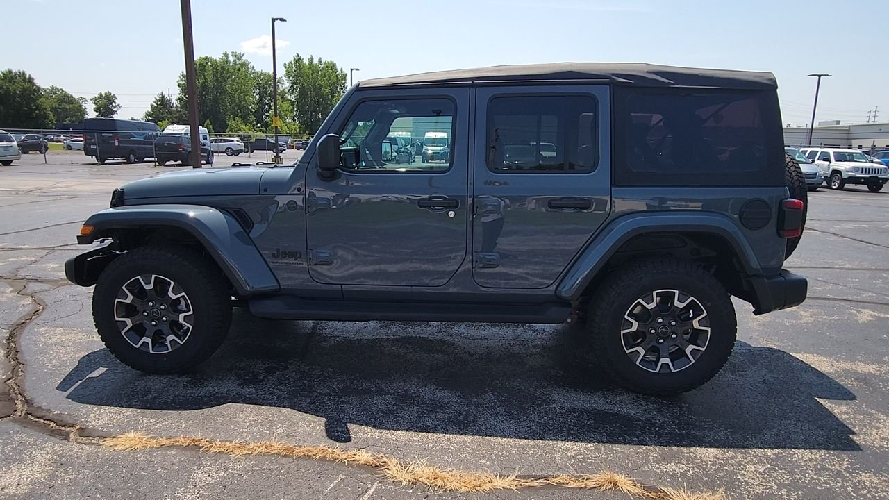 New 2026 Gray Jeep Sahara image 5