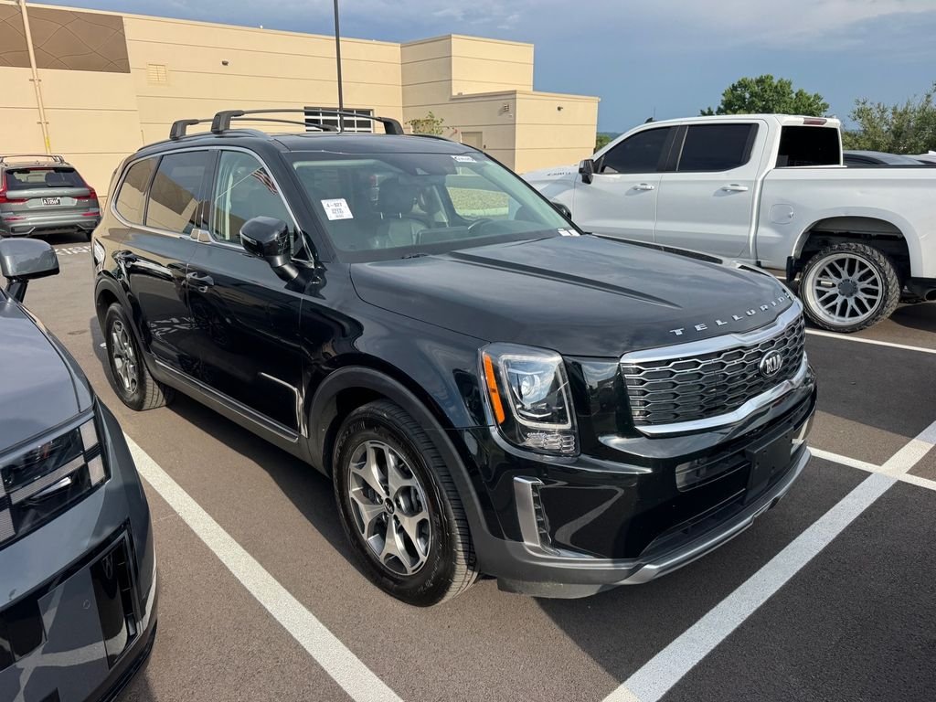 Used 2020 Black Kia EX image 20