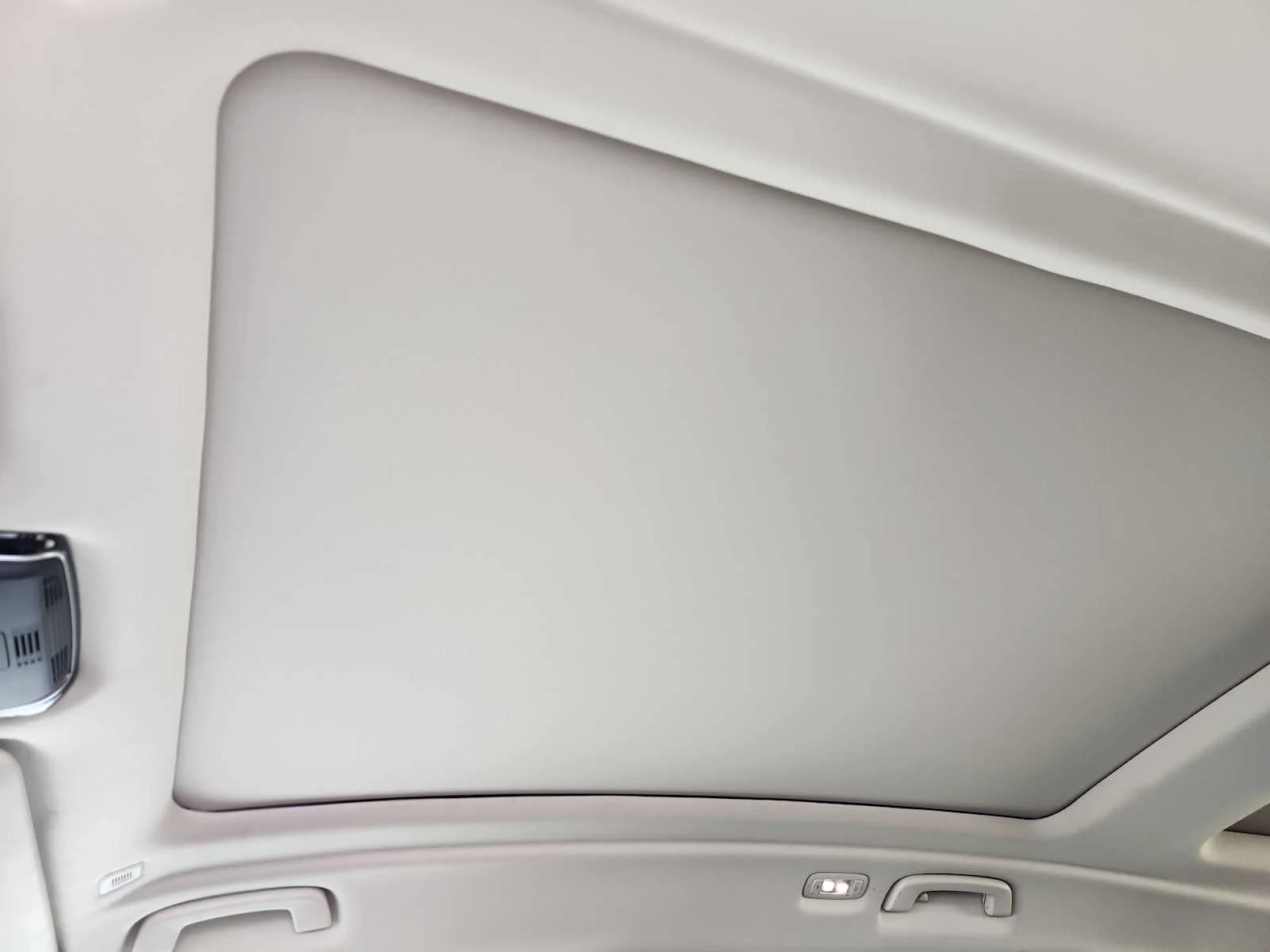 Used 2022 Mineral White Metallic BMW xDrive40i image 16
