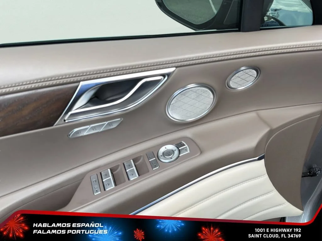 Used 2023 Silver Genesis 2.5T AWD image 11