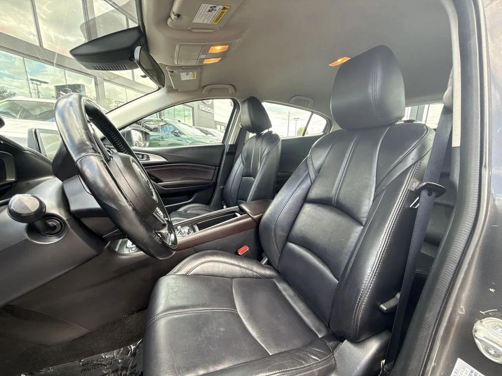 Used 2018 Gray Mazda Touring image 11