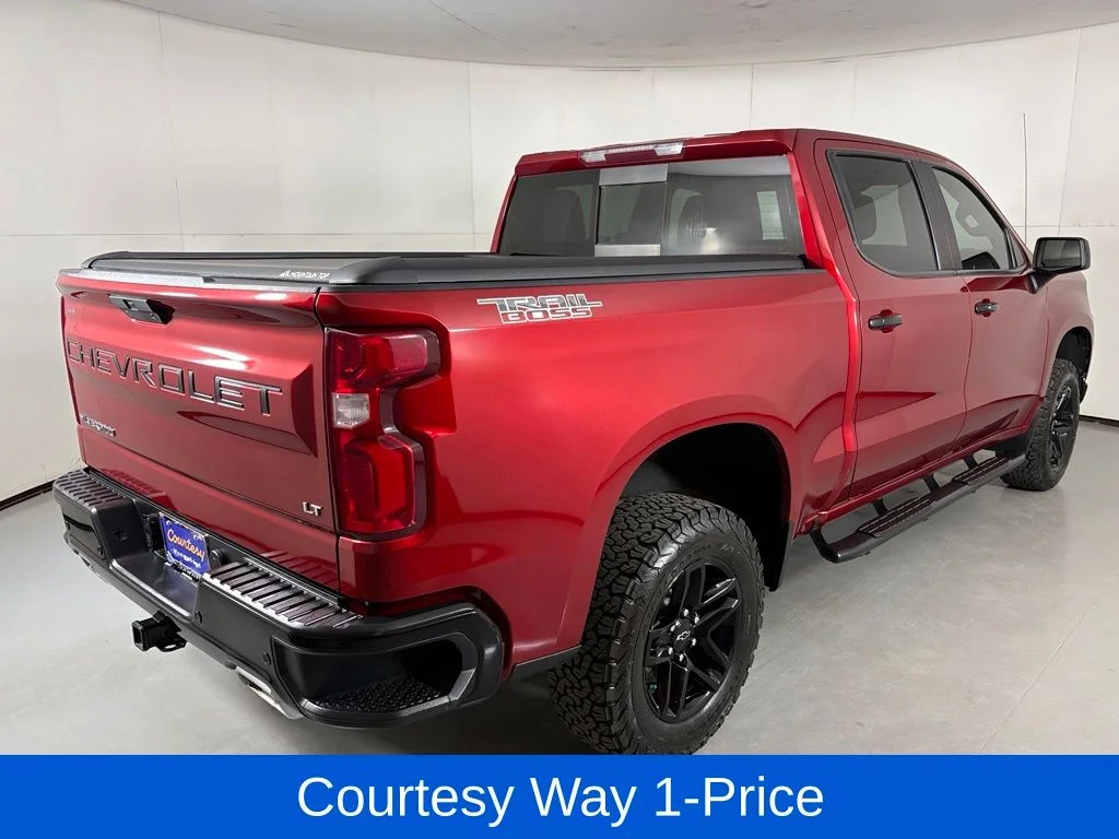 Used 2021 Red Chevrolet LT Trail Boss image 11