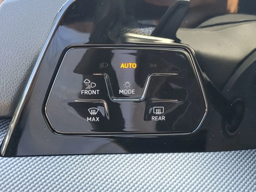 New 2026 Gray Volkswagen 2.0T image 27