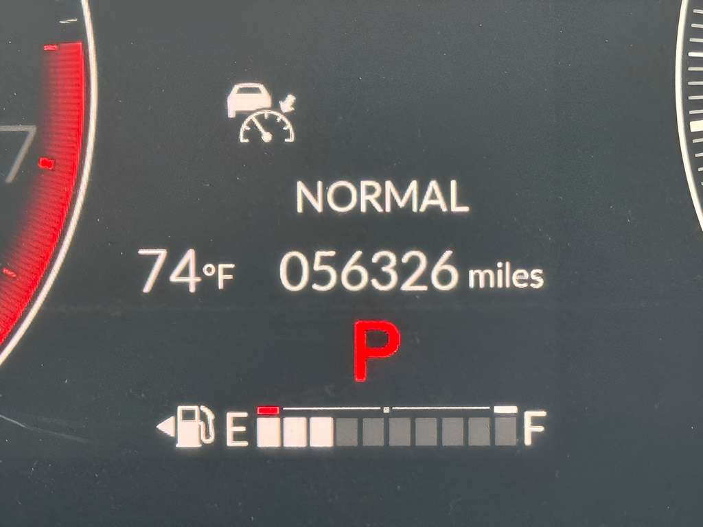 Used 2024 Gray Honda EX-L image 23