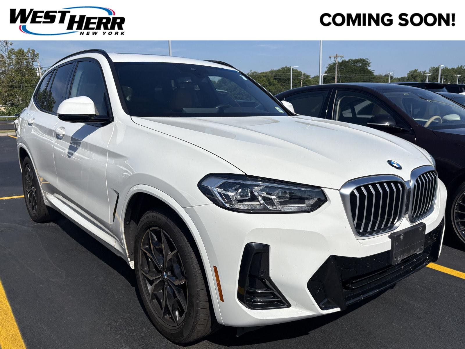 Used 2023 Alpine White BMW xDrive30i image 1