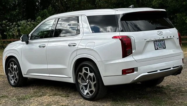 Used 2021 Hyper White Hyundai Calligraphy image 7