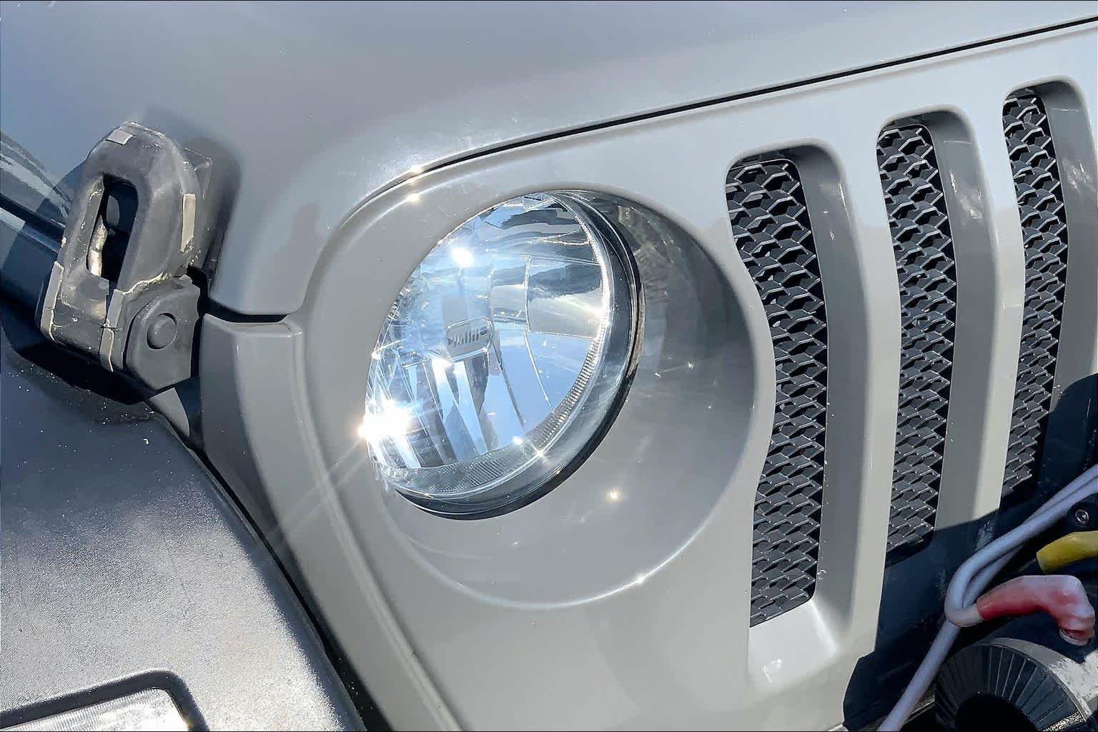 Used 2019 Sting-Gray Clearcoat Jeep Sport S image 26