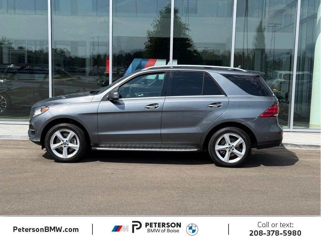 Used 2019 Gray Mercedes-Benz GLE 400 image 2