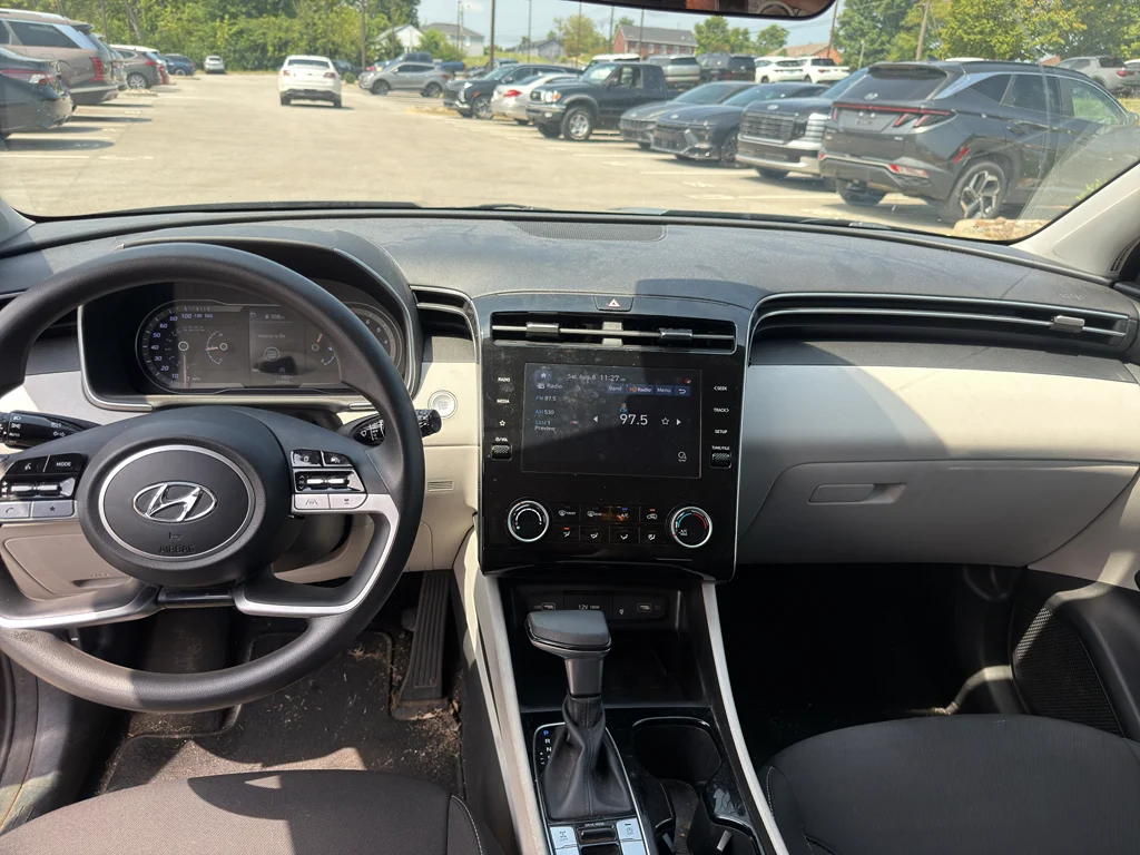Used 2023 Portofino Gray Hyundai SEL image 10