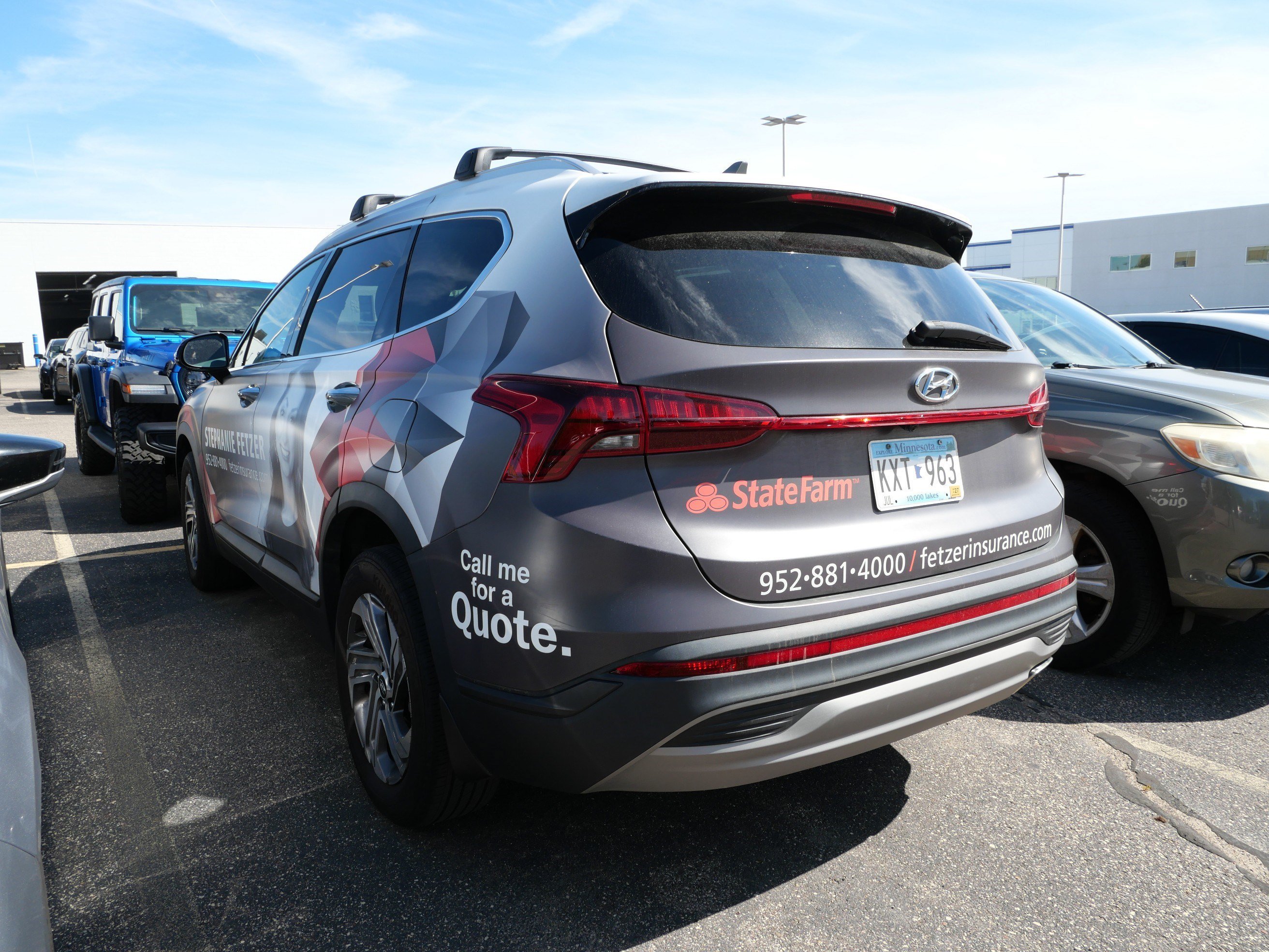 Used 2023 Hampton Gray Hyundai SEL image 5