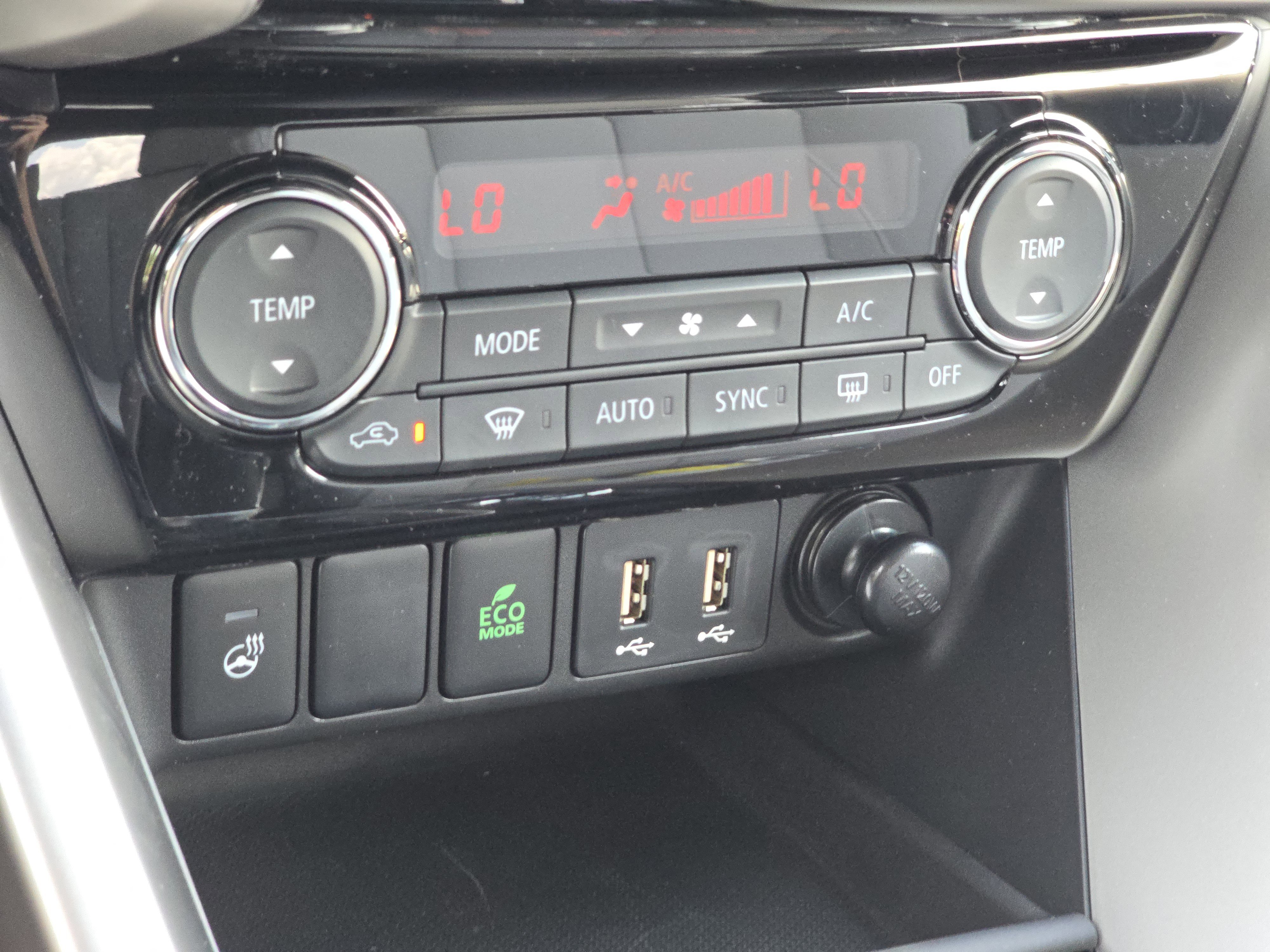 2025 Mitsubishi Eclipse Cross SEL - Photo 16