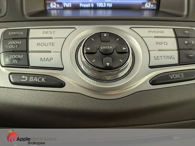 Used 2013 Brown Nissan LE image 25
