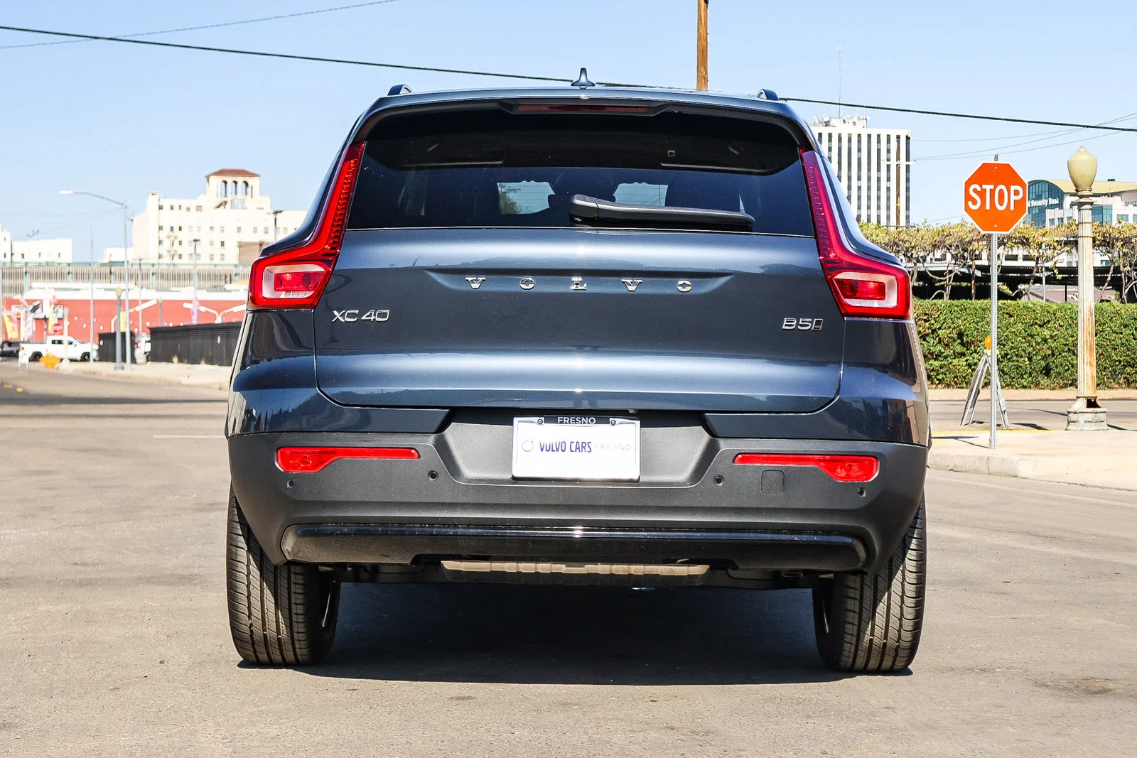 2026 Volvo XC40 Core - Photo 6
