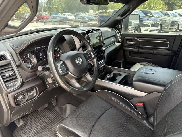 Used 2023 Silver Ram Laramie image 17