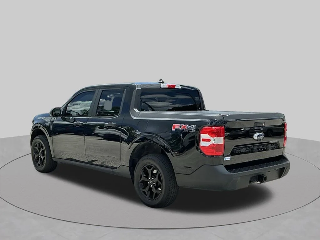 Used 2024 Black Ford XLT image 7