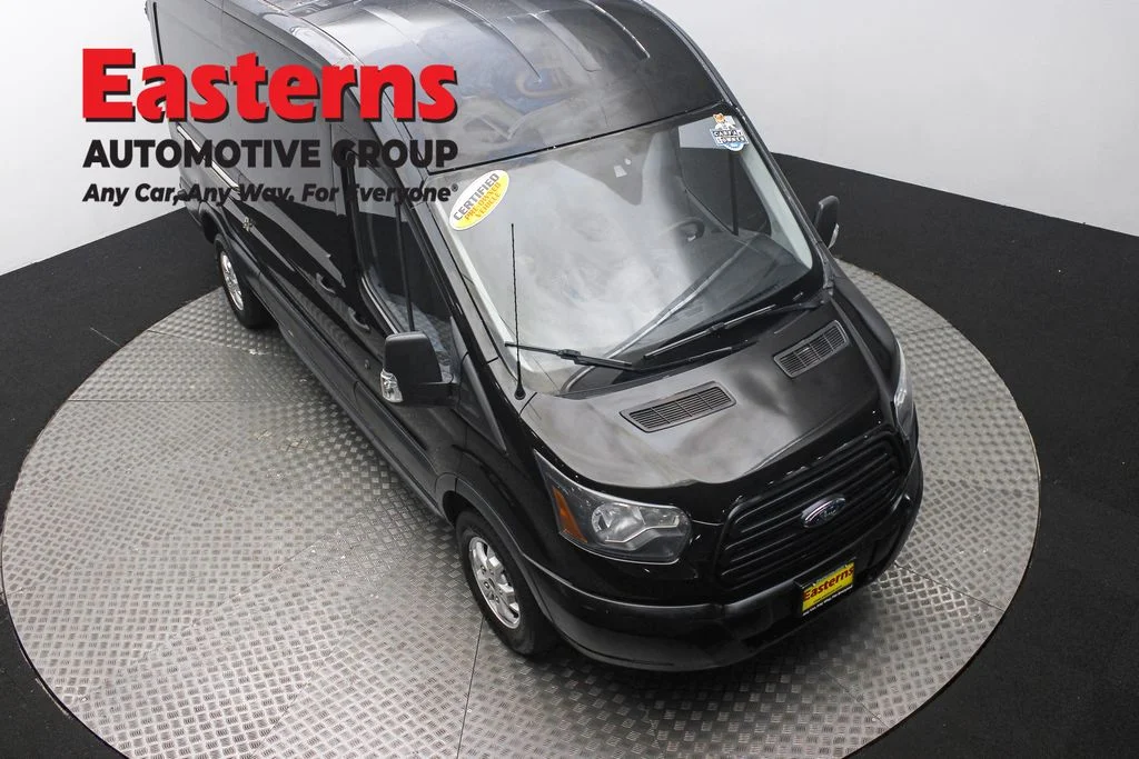 Used 2015 Black Ford Base image 3