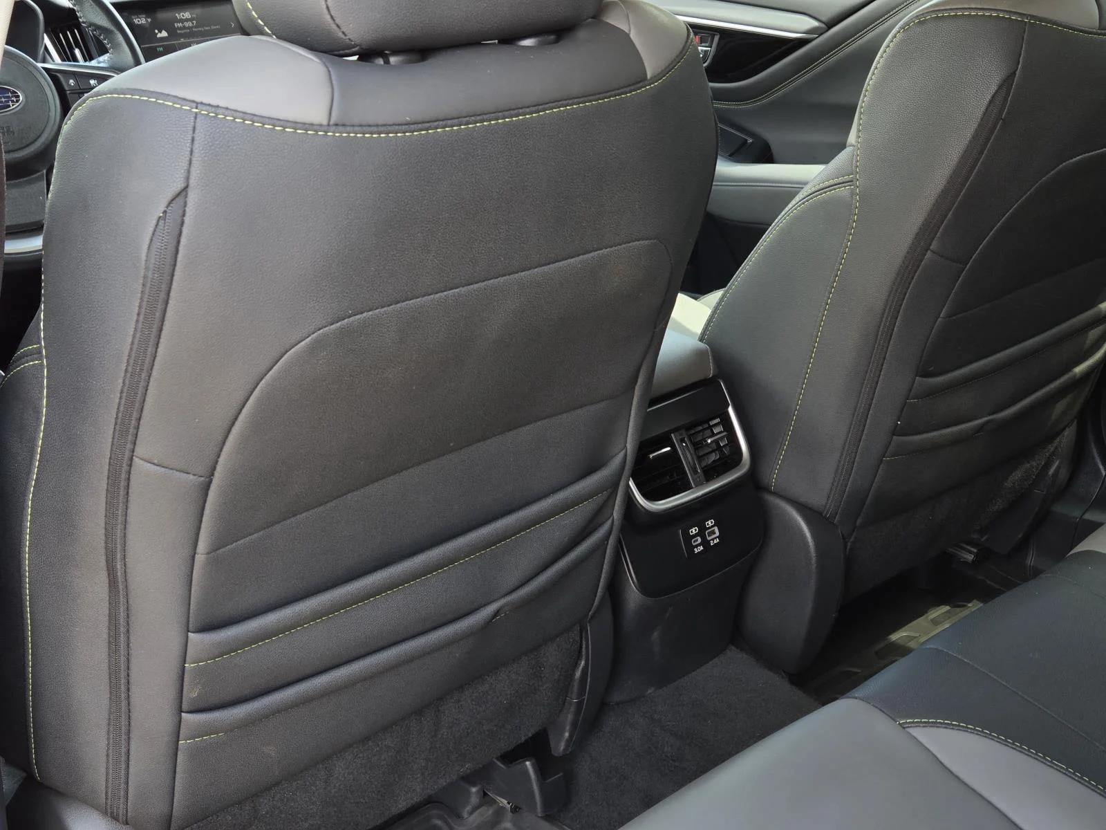 Used 2023 Ice Silver Metallic Subaru Onyx Edition image 34