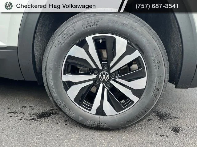 New 2026 White Volkswagen 2.0T SE image 7