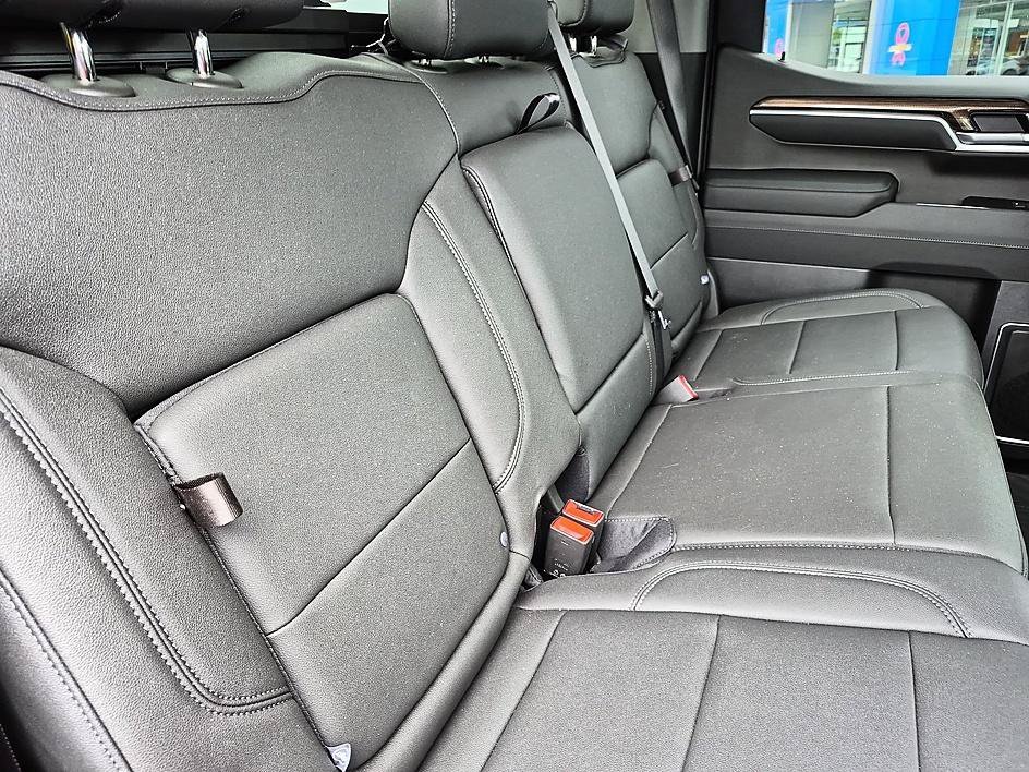 Used 2026 Red Hot Chevrolet LT image 32