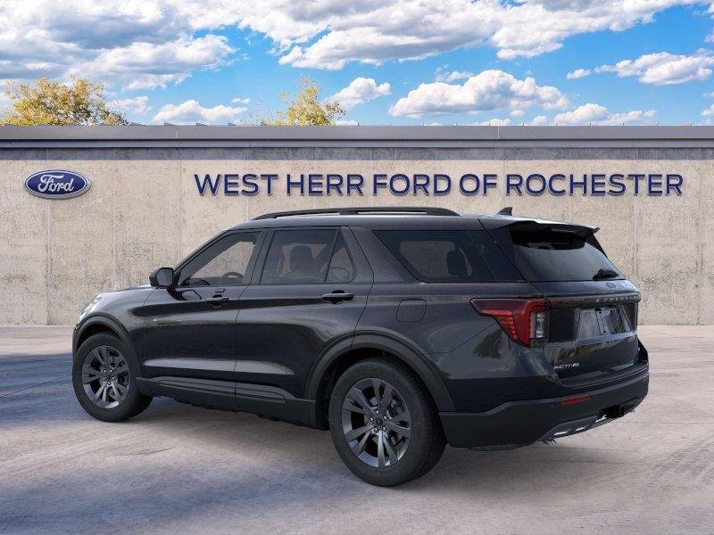 Used 2026 Agate Black Ford Active image 5