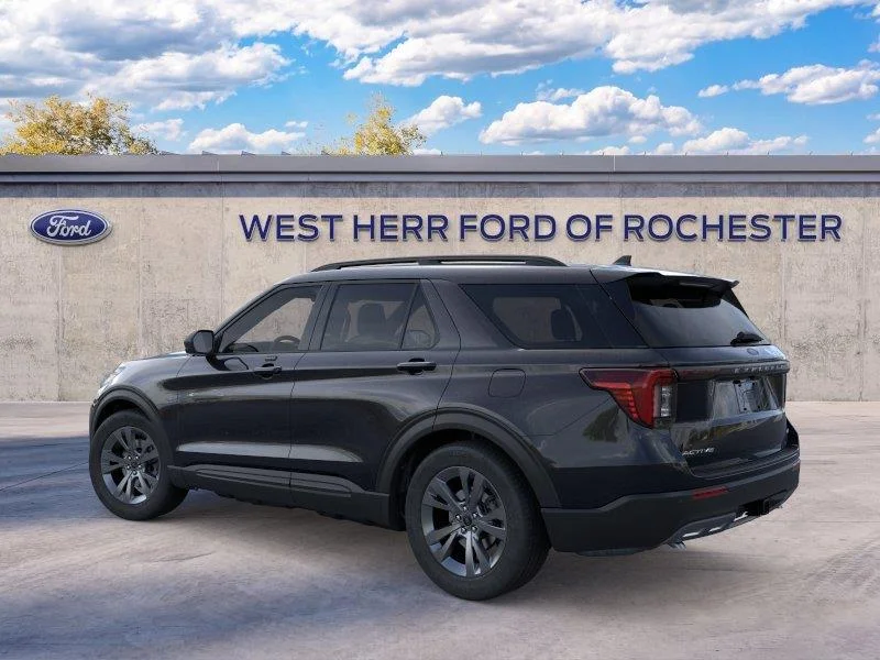 Used 2026 Agate Black Metallic Ford Active image 5