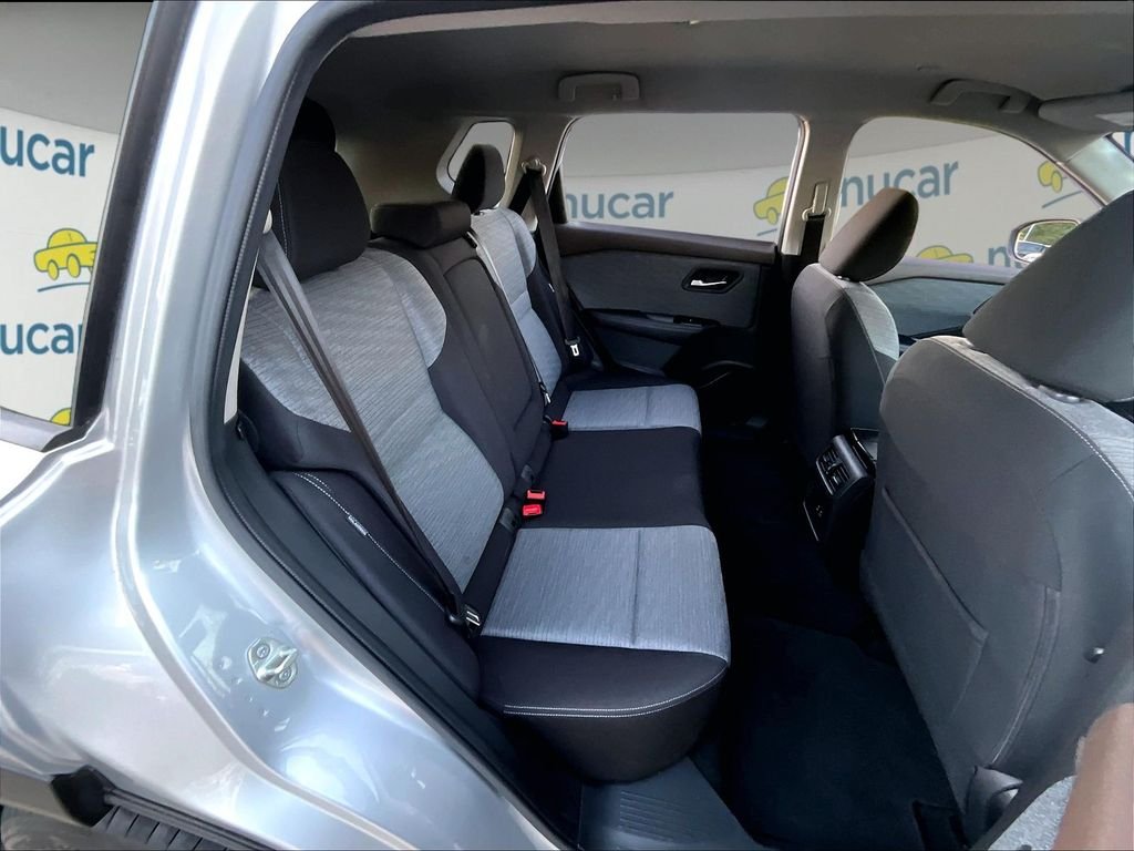 Used 2023 Silver Nissan SV image 16
