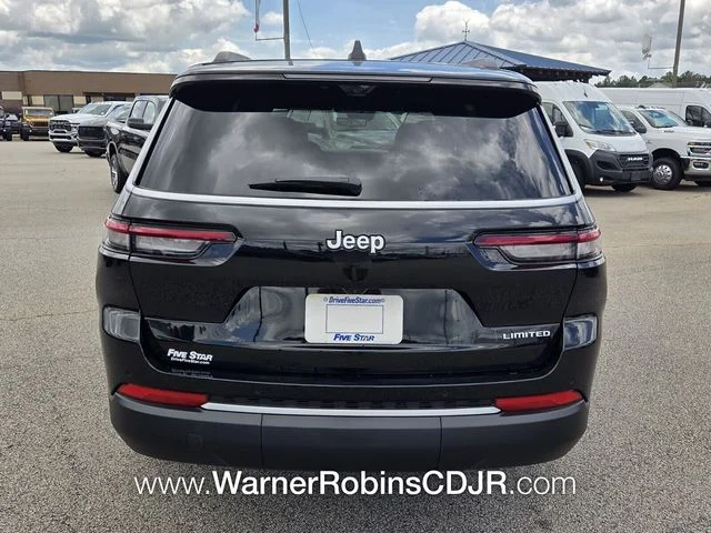 New 2026 Diamond Black Crystal Pearl-Coat Exterior Paint Jeep Limited image 11