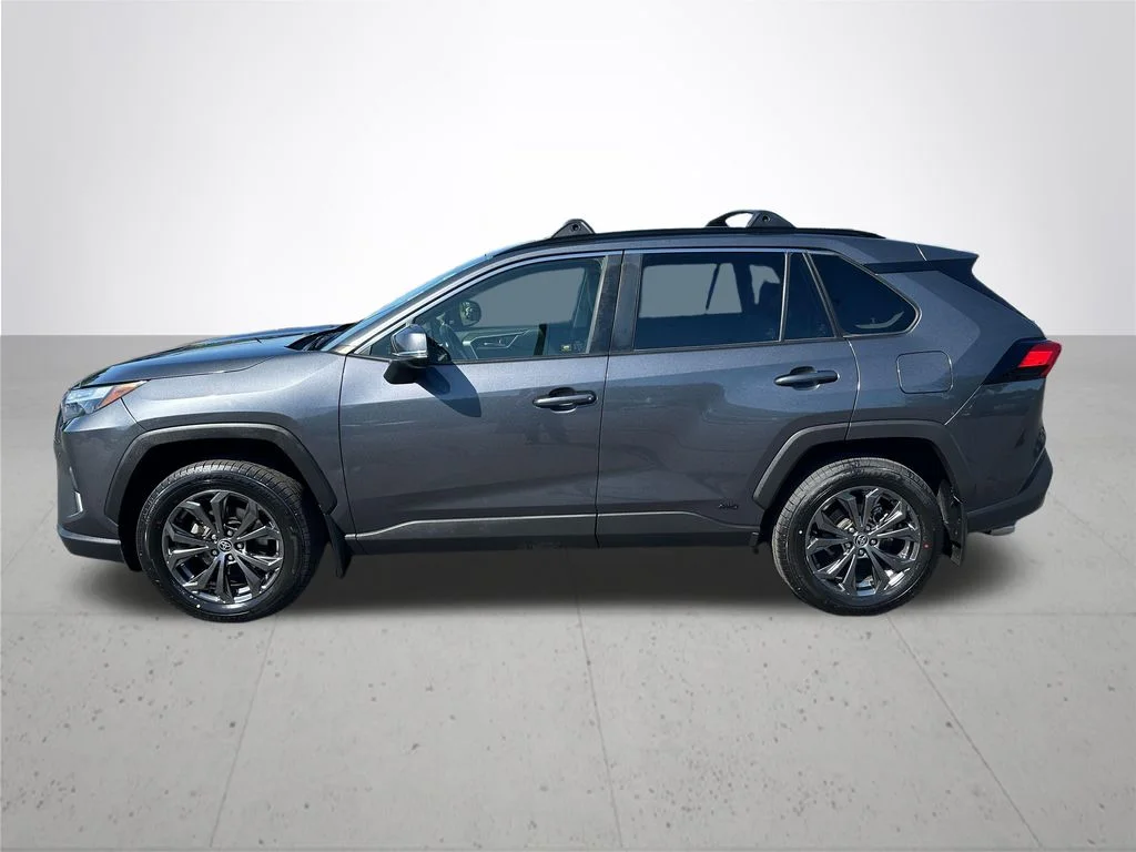 Used 2023 Gray Toyota XLE Premium image 10
