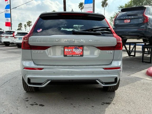 New 2026 Vapour Grey Volvo Plus image 5