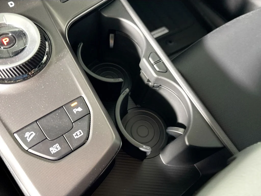 New 2026 Snow White Pearl Kia EX image 15