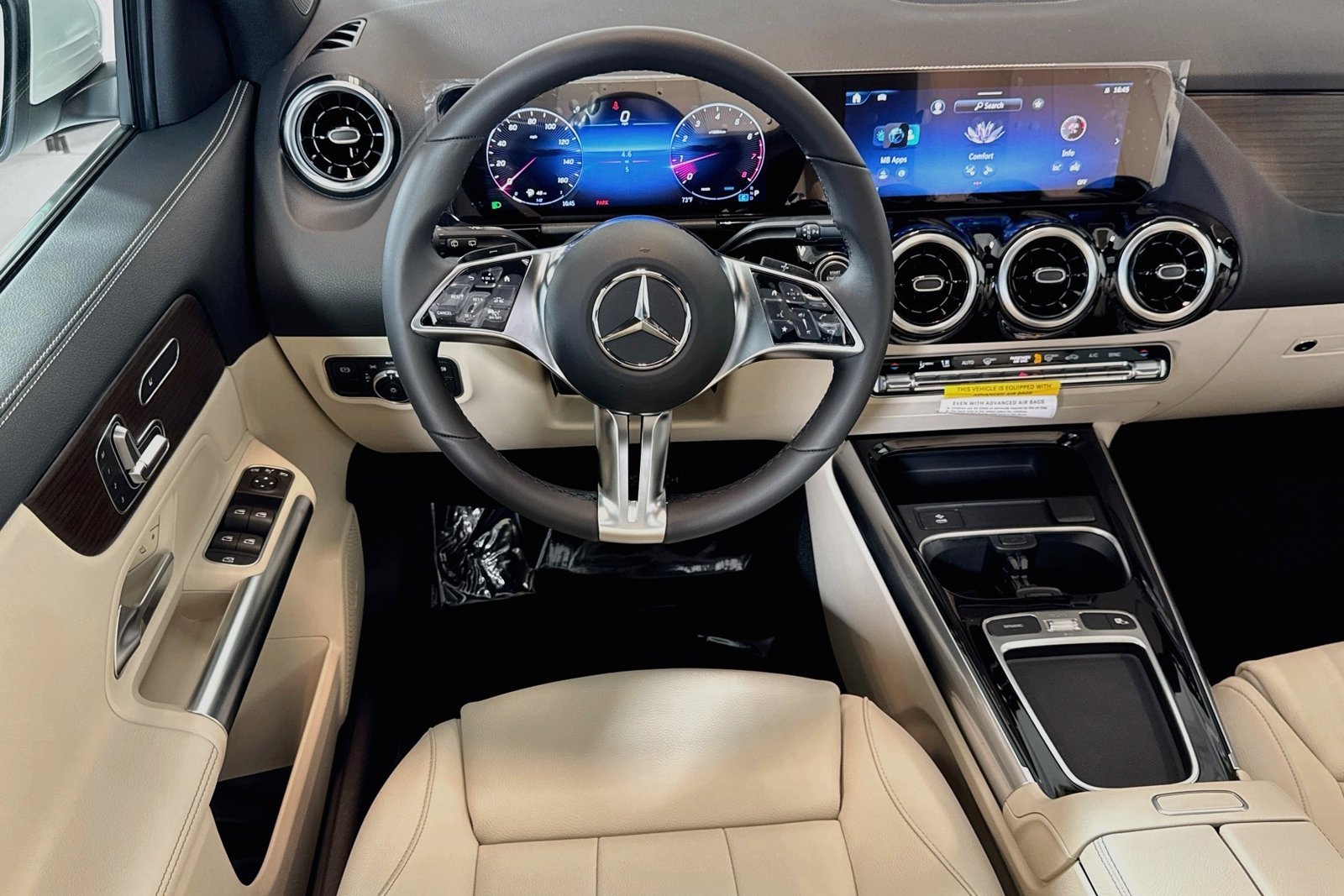 New 2026 Polar White Mercedes-Benz GLA 250 image 20