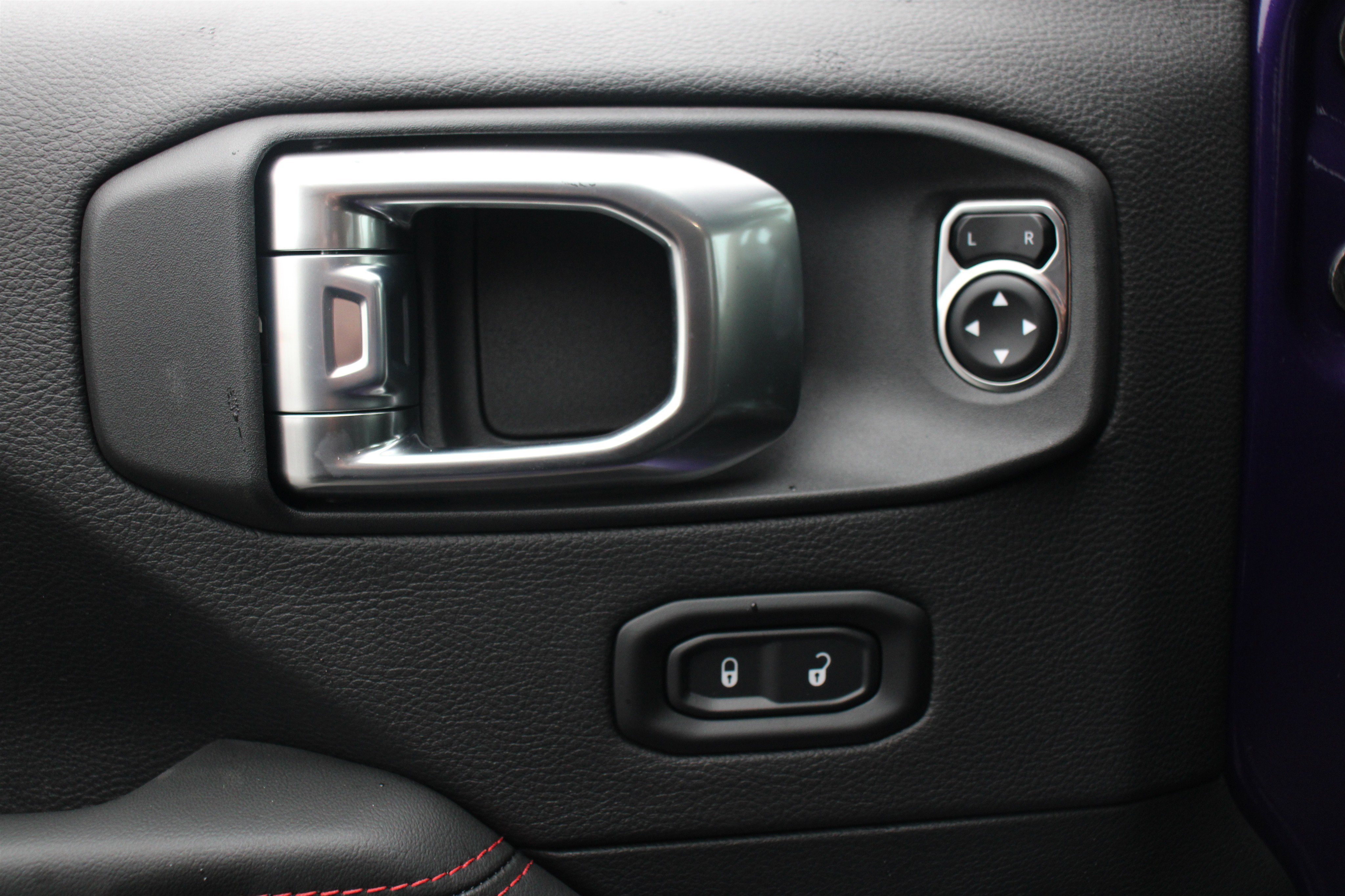 New 2026 Reign Jeep Rubicon image 7