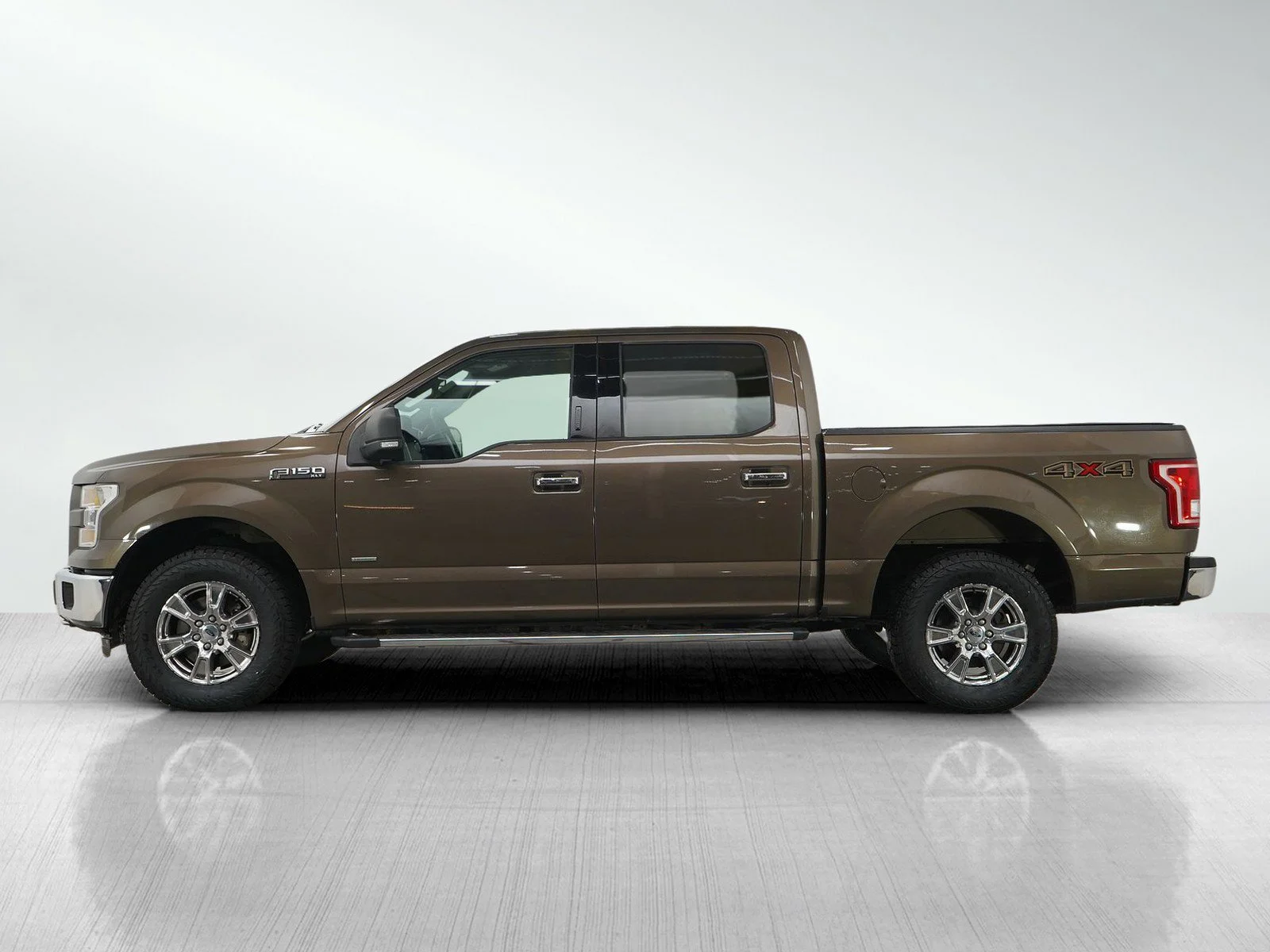 Used 2016 Ford F-150 XLT with VIN 1FTEW1EGXGKG00670 for sale in Wayzata, Minnesota