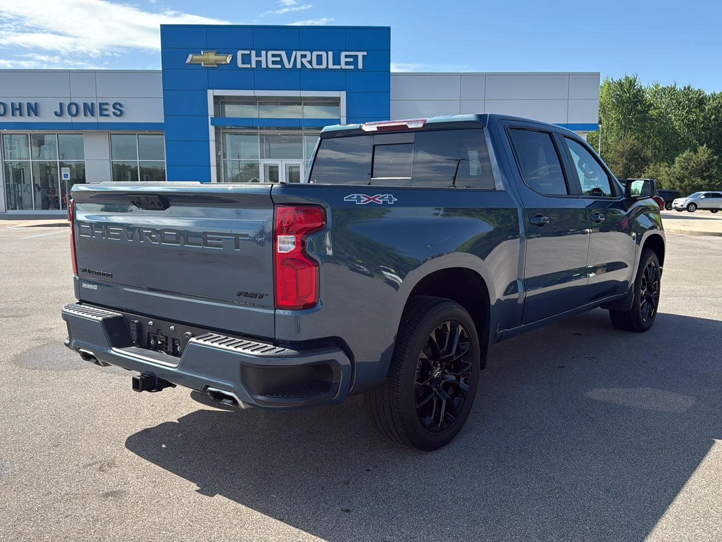 Used 2024 Lakeshore Blue Metallic Chevrolet RST image 19